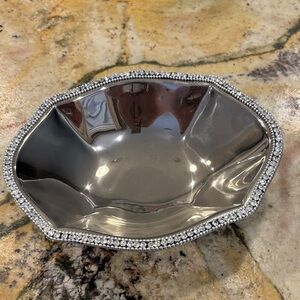 Impulse silver crystal luxe serving bowl New without tag